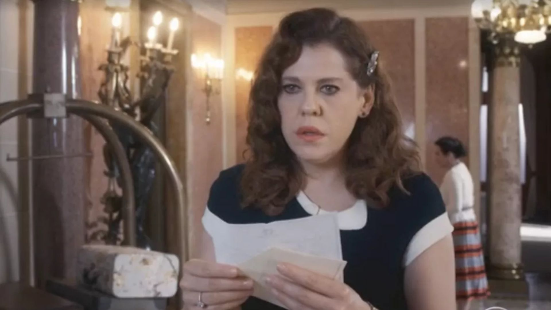 Além da Ilusão: Úrsula enlouquece ao ser ameaçada: “O quê?”