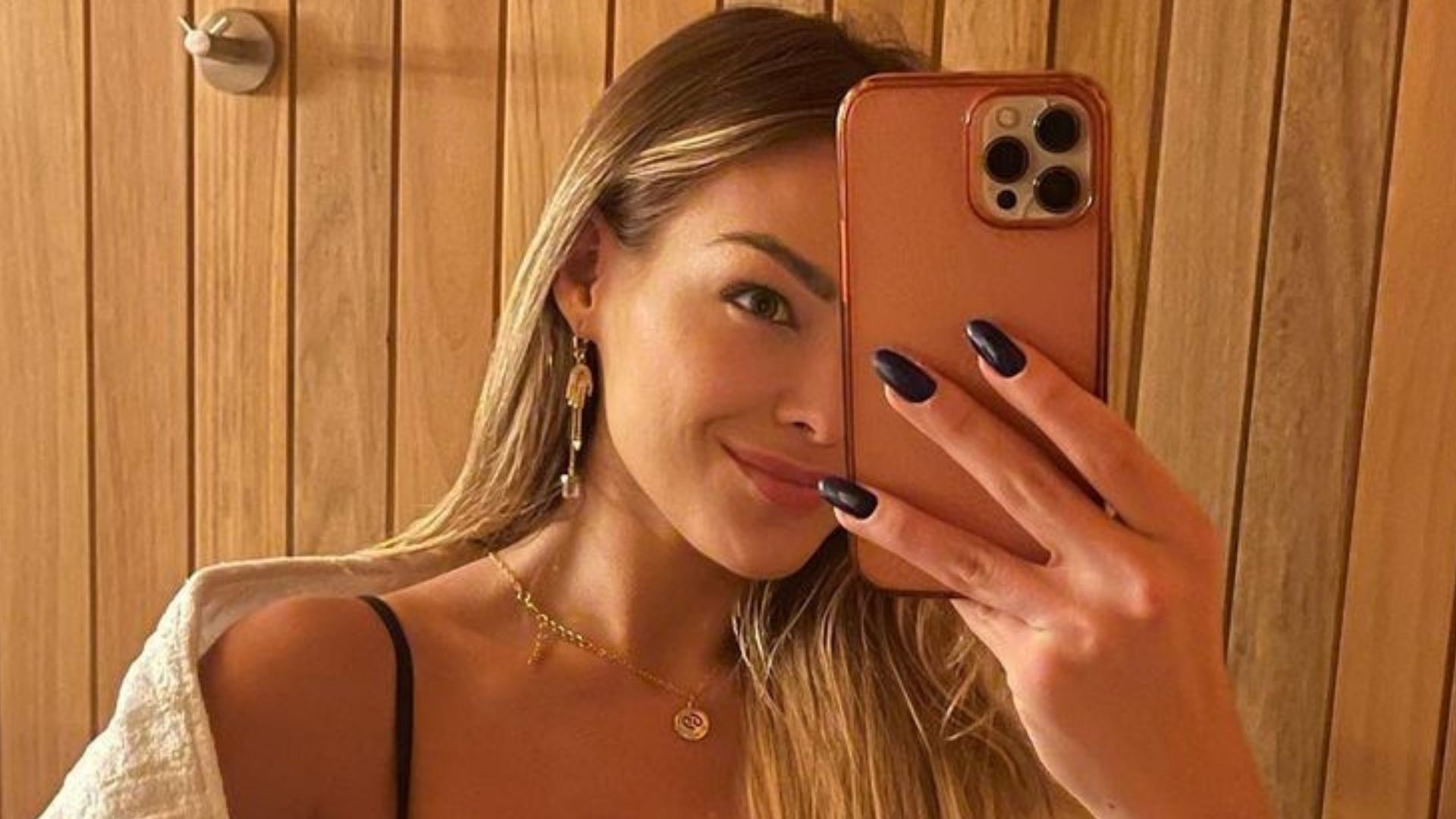 Ex-BBB Bárbara Heck deixa virilha escapar ao se clicar de maiô: “Uma princesa”