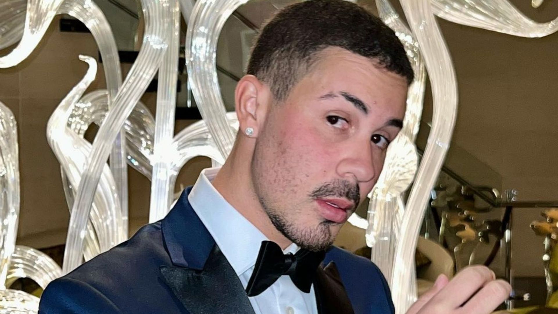 Carlinhos Maia bate boca com seguidora após roubo milionário: “Eu não mereço”