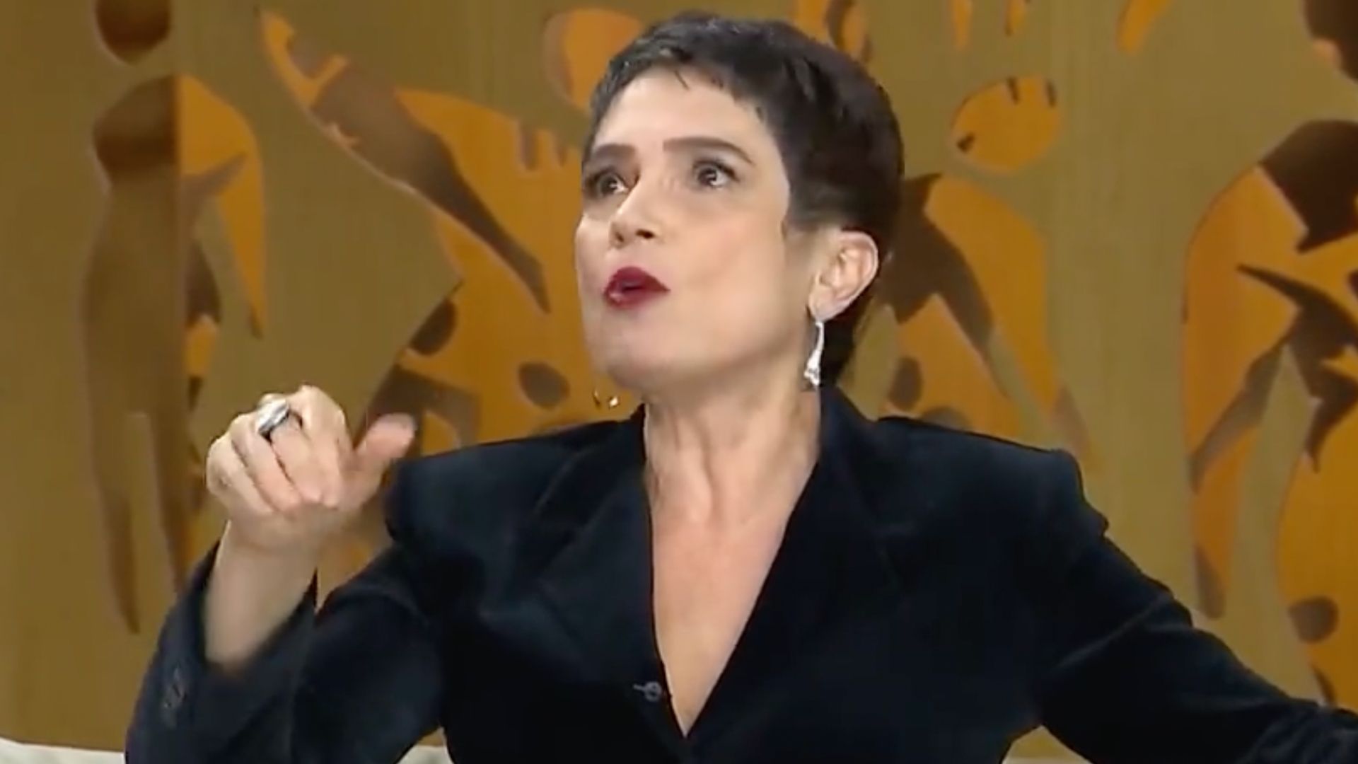 Sandra Annenberg revela batalha contra os sintomas do climatério: “É sofrido”