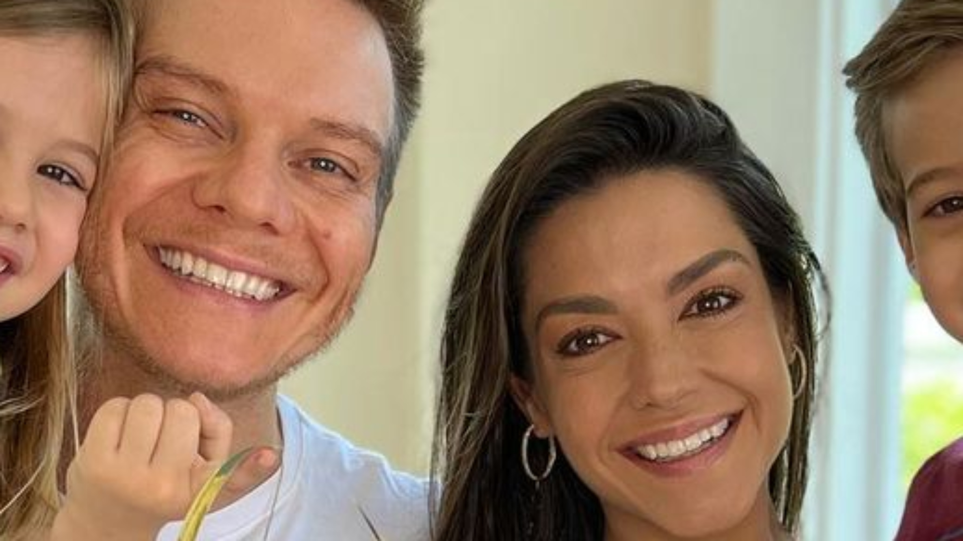 Thais Fersoza faz festinha de aniversário dos filhos na escola: “Especial”