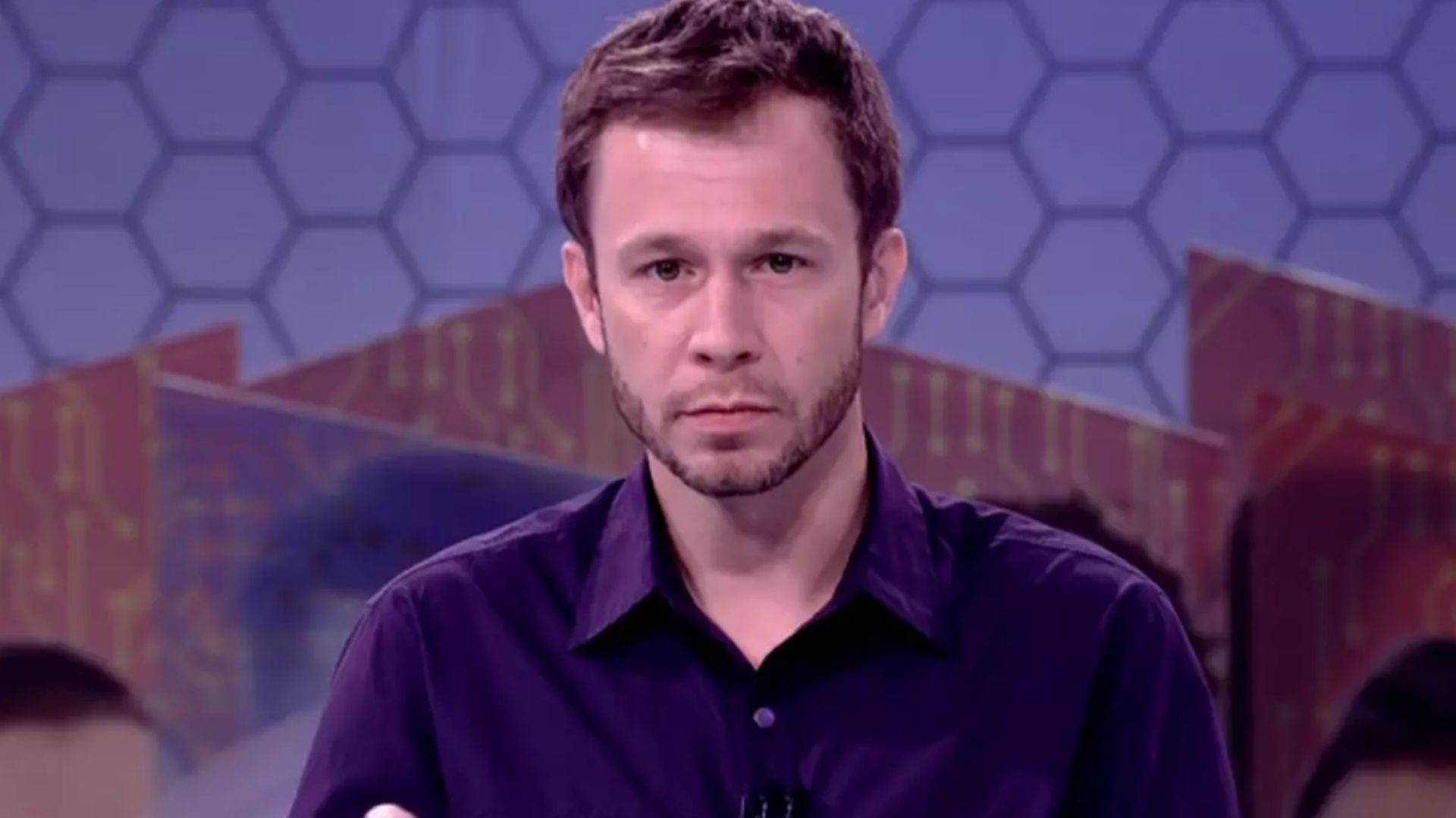 Tiago Leifert recusa voltar ao Globo Esporte e expõe trauma no canal: “Sofri muito”