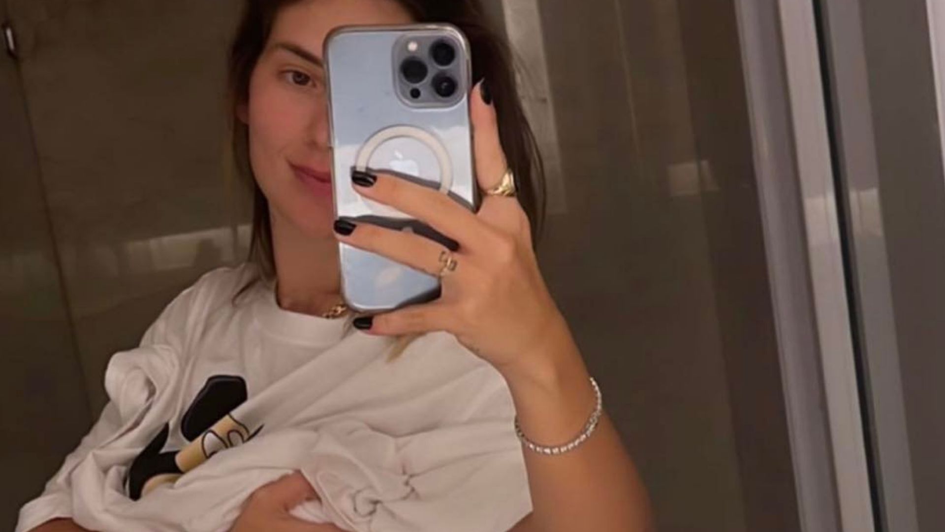 Virginia Fonseca exibe barriga negativa no quarto mês de gravidez e choca: “Cadê?”
