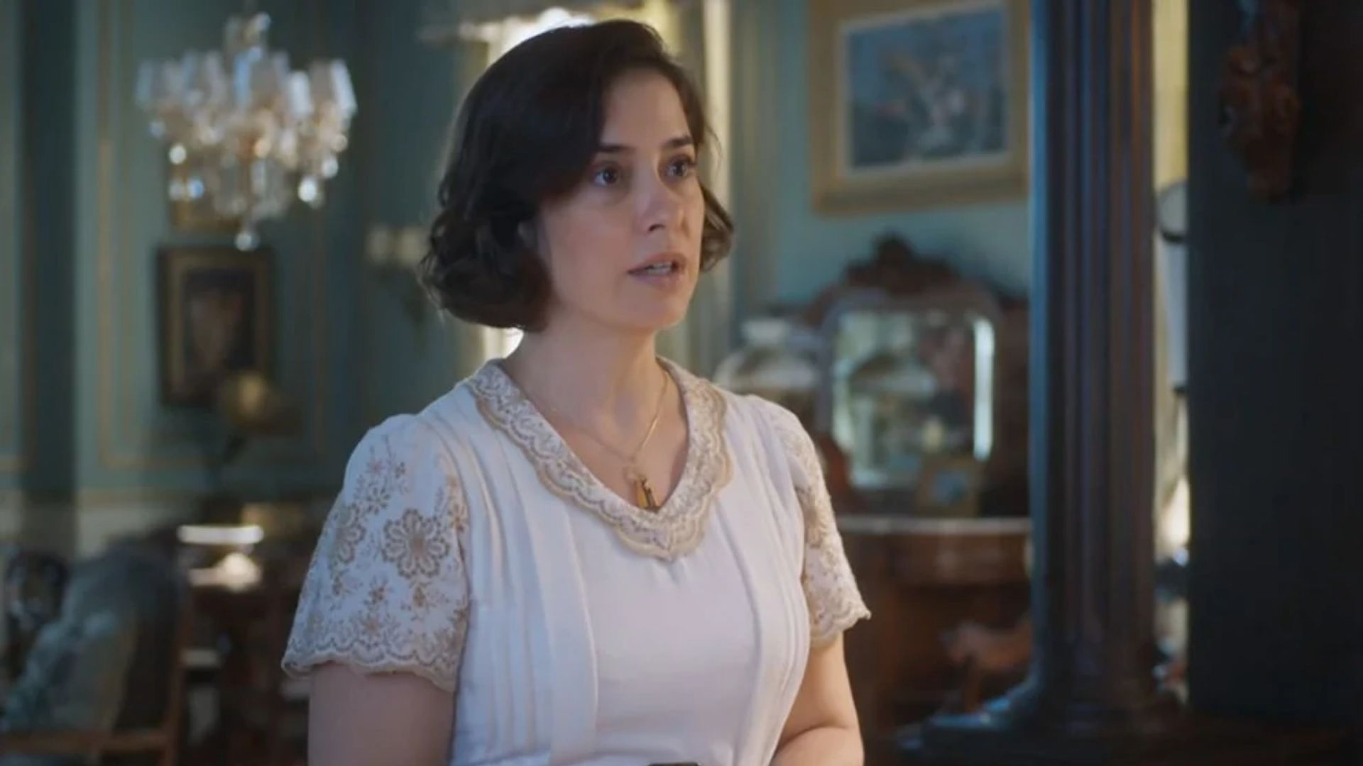 Além da Ilusão: Heloísa tenta unir Violeta e Eugênio: “Poderia aproveitar”