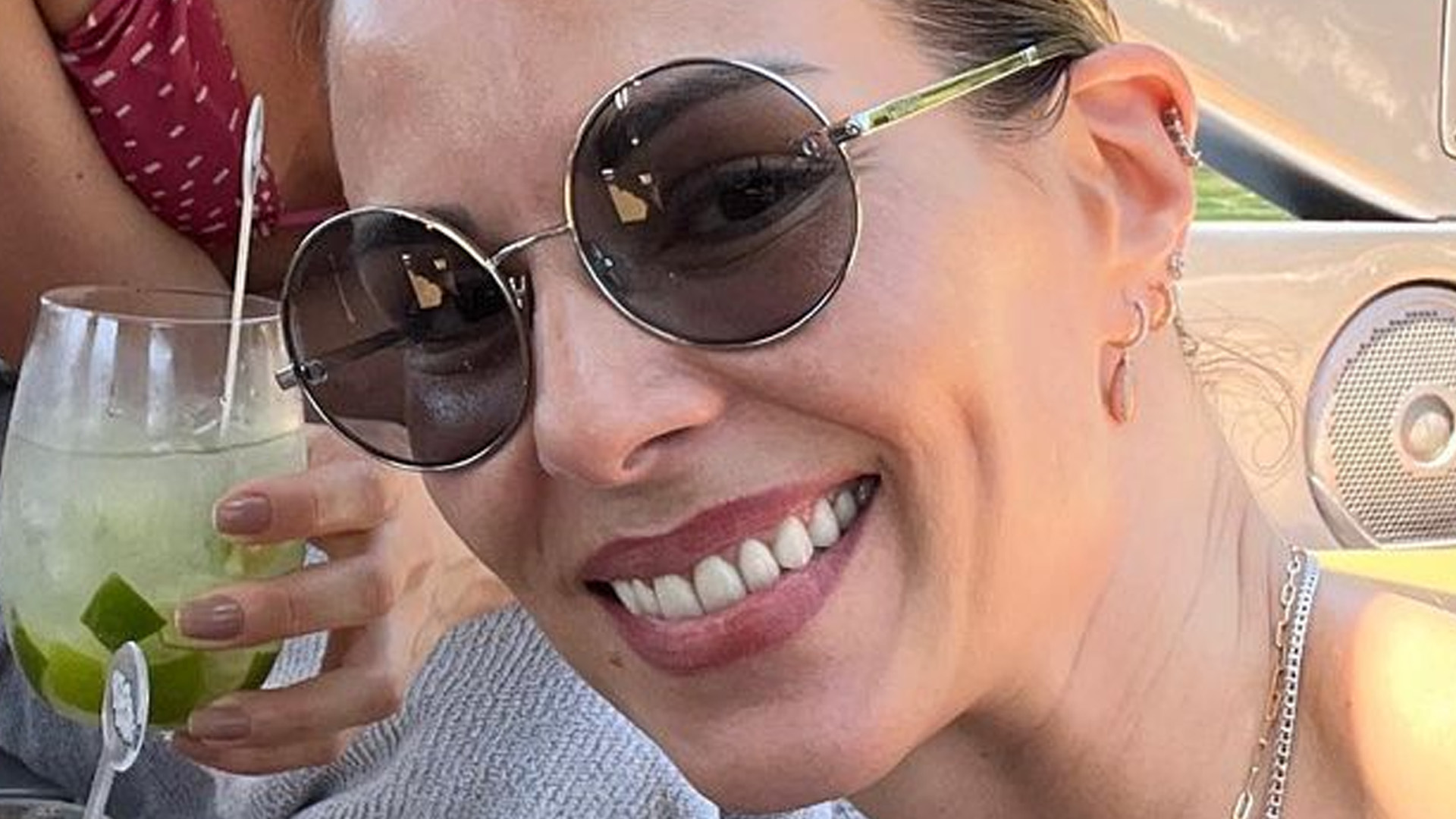Ana Furtado abre álbum de viagem com Boninho com foto rara de Boni: “Brilhando”