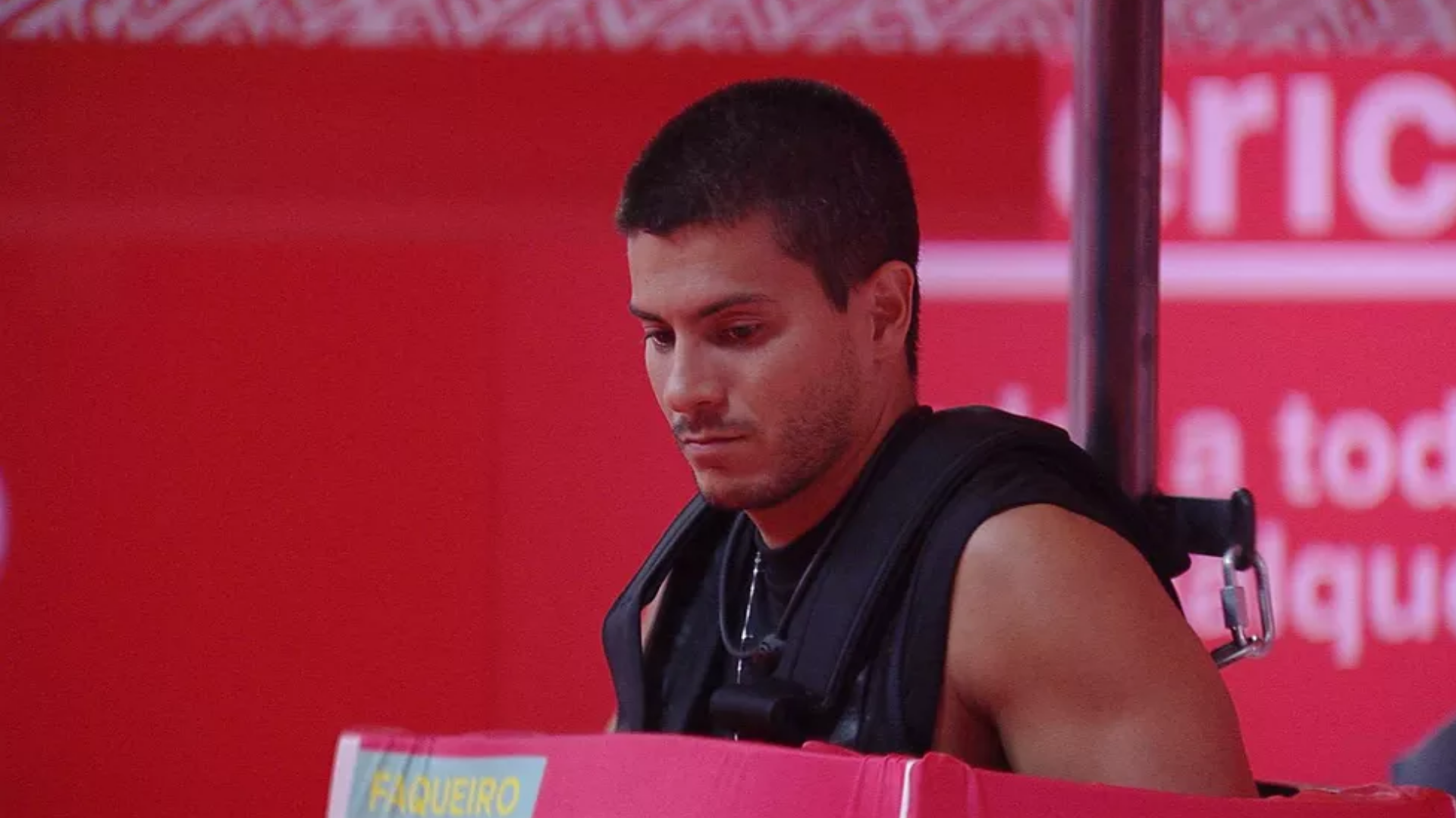 BBB22: Arthur Aguiar chega no limite e desiste de prova do líder; veja quem continua