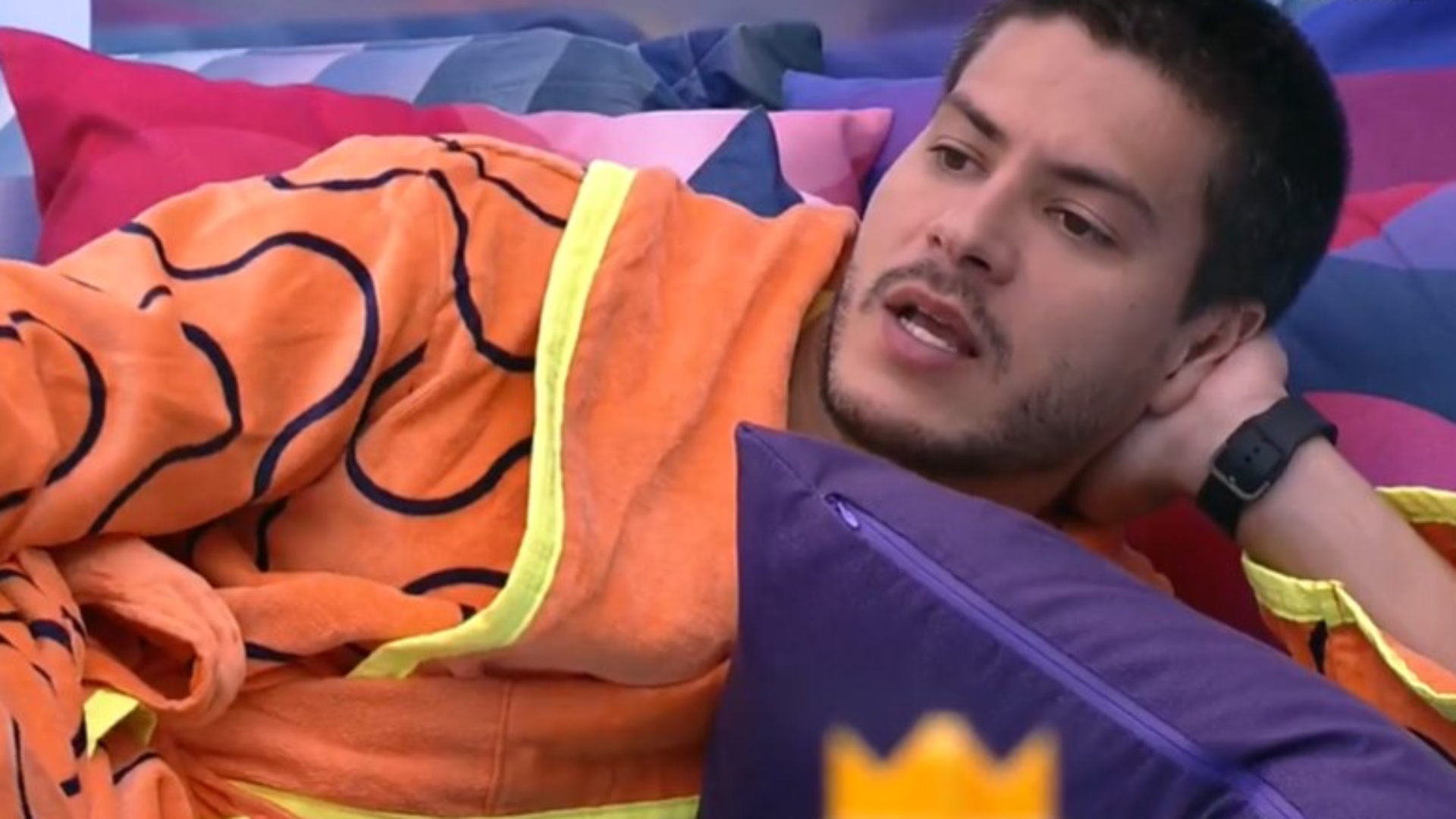 BBB22: Arthur Aguiar combina votos e promete sister no paredão: “Vou botar ela”