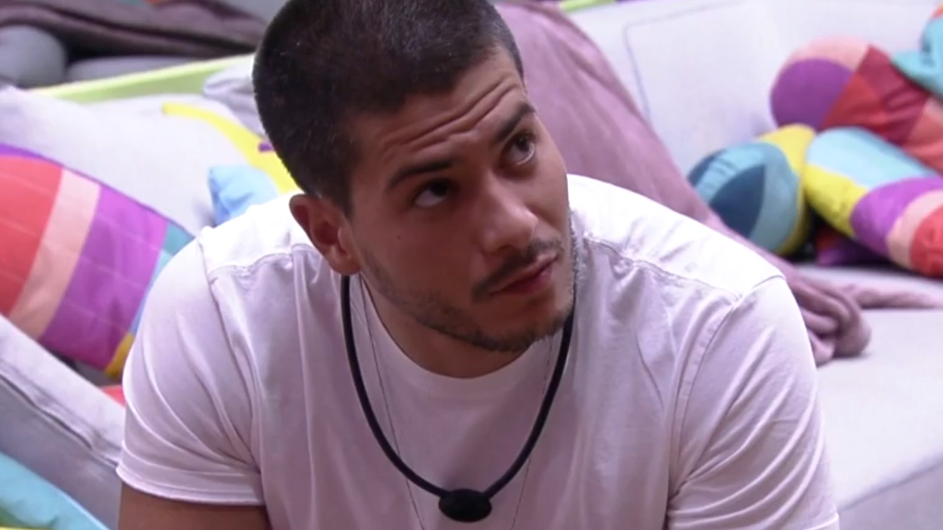 BBB22: Arthur Aguiar reclama de restrições da Xepa: “Passo muita vontade”