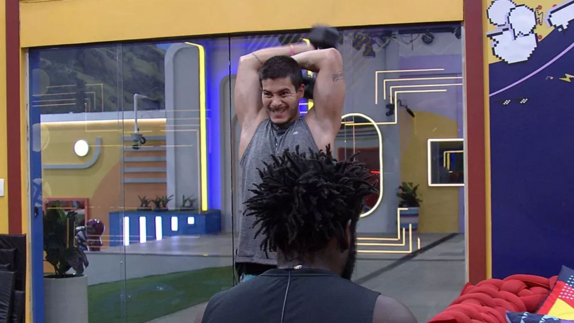 BBB22: Arthur faz a festa sobre paredão e cita inimiga: “Vai de qualquer jeito”