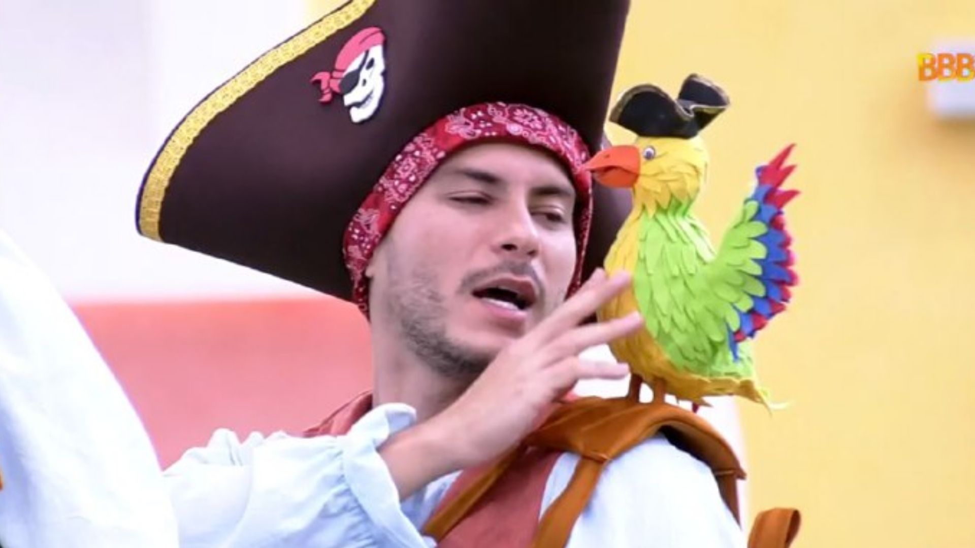 BBB22: Arthur fala sozinho no Monstro e planeja virada: “Descontar nessas meninas”