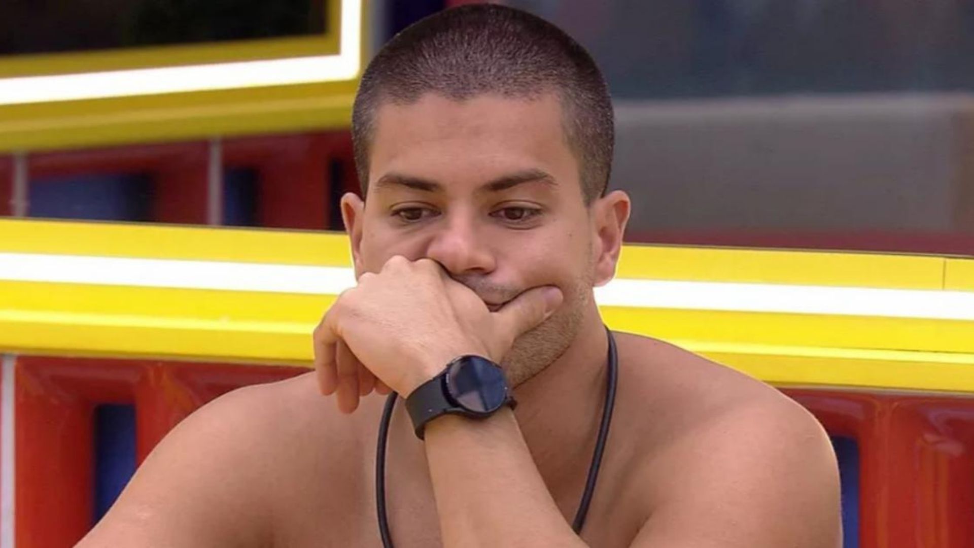 Fãs de Arthur Aguiar organizam boicote contra o BBB22: “Desliguem suas TVs”