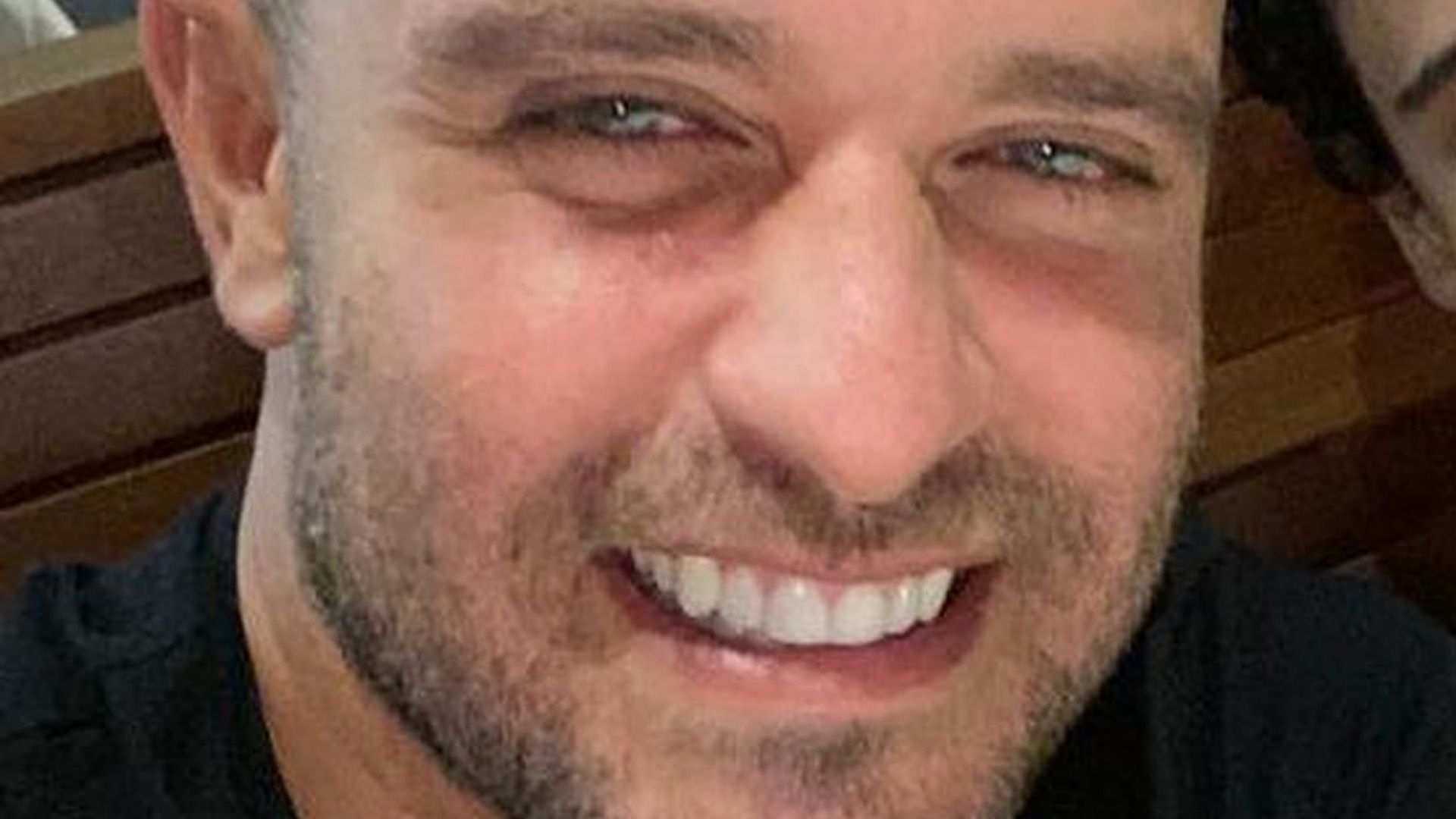 Diogo Nogueira celebra 16 anos do filho e posa em clique raríssimo: “Amado”
