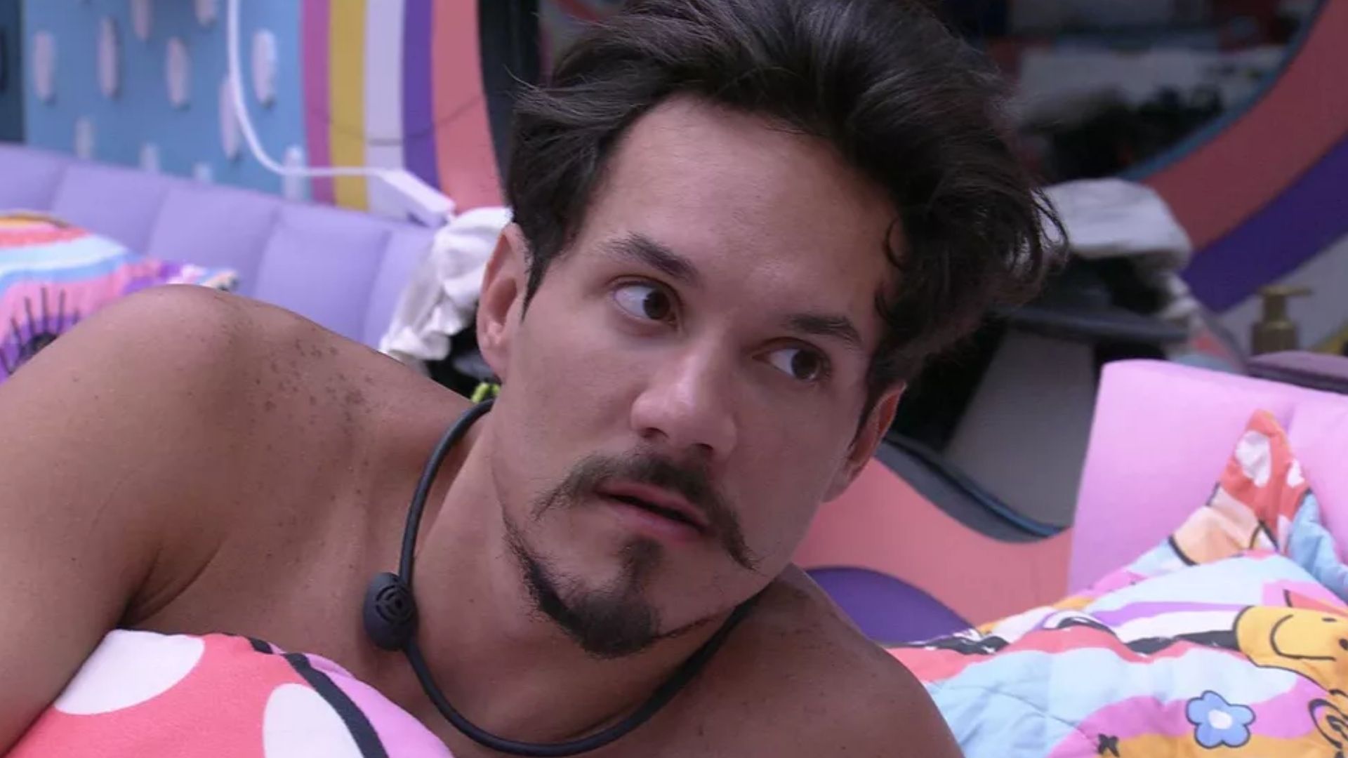 BBB22: Eliezer se irrita com atitude e dispara sobre brother: “A sombra do Scooby”