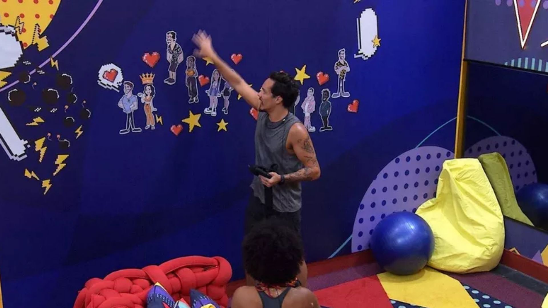 BBB22: Eliezer perde a paciência com brother e desce a lenha: “Não confio”
