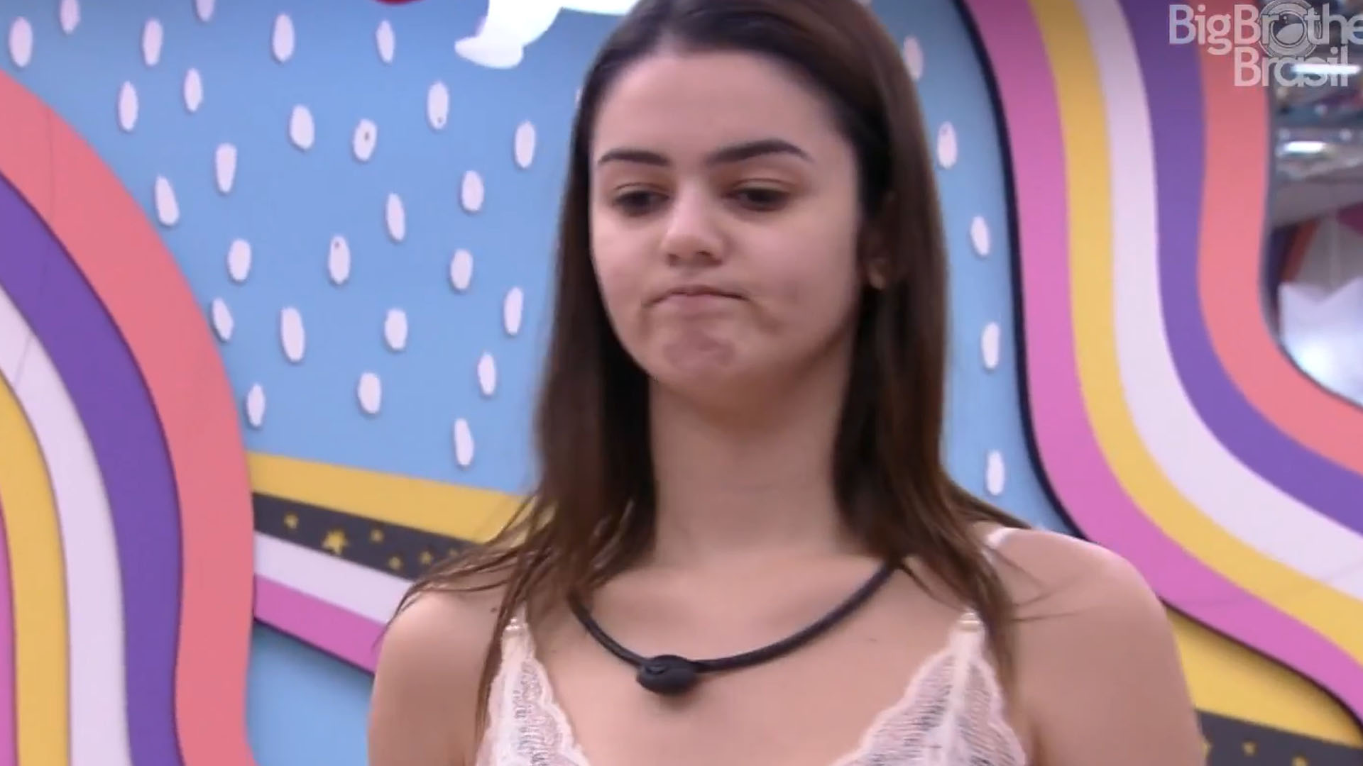 BBB22: Conformada, Eslovênia pede para enfrentar rival no Paredão: “Tenho motivo”