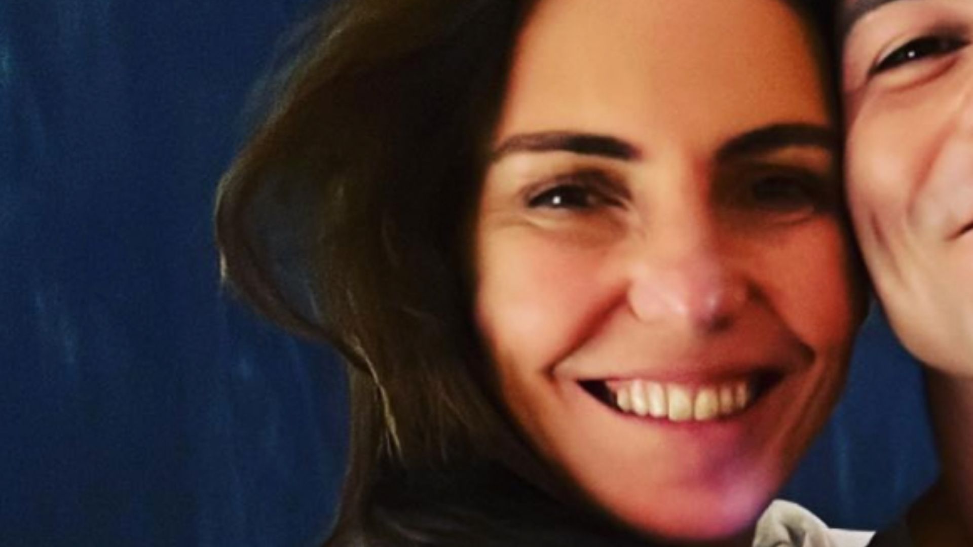Glenda Koslowski publica foto raríssima com o filho e se choca: “Crescem rápido”