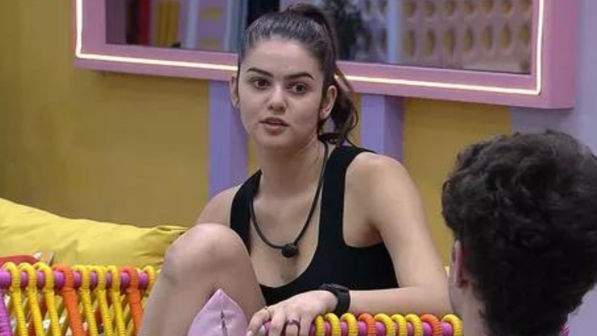 BBB22: Irritada, Eslovênia confessa ranço de brother e critica: “Macho escroto”