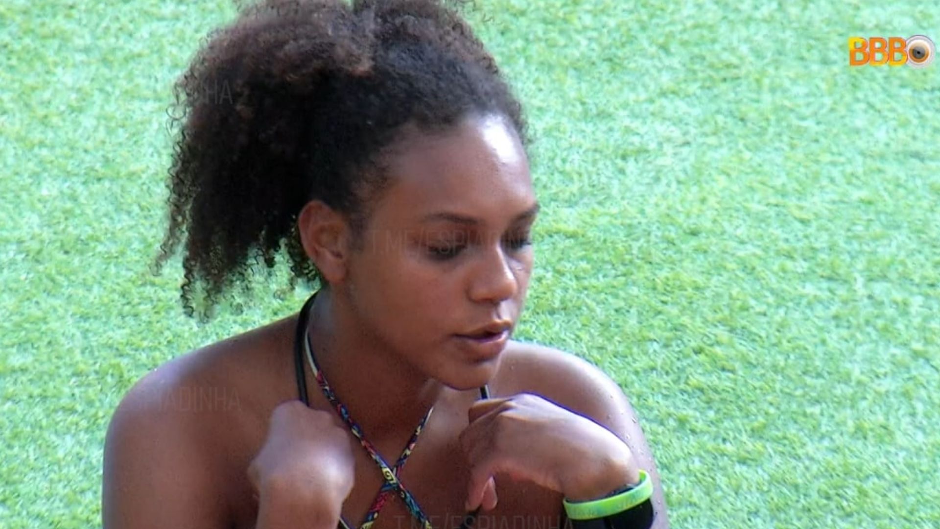 BBB22: Jessi lamenta fim de namoro após racismo e choca sisters: “Começou a piorar”
