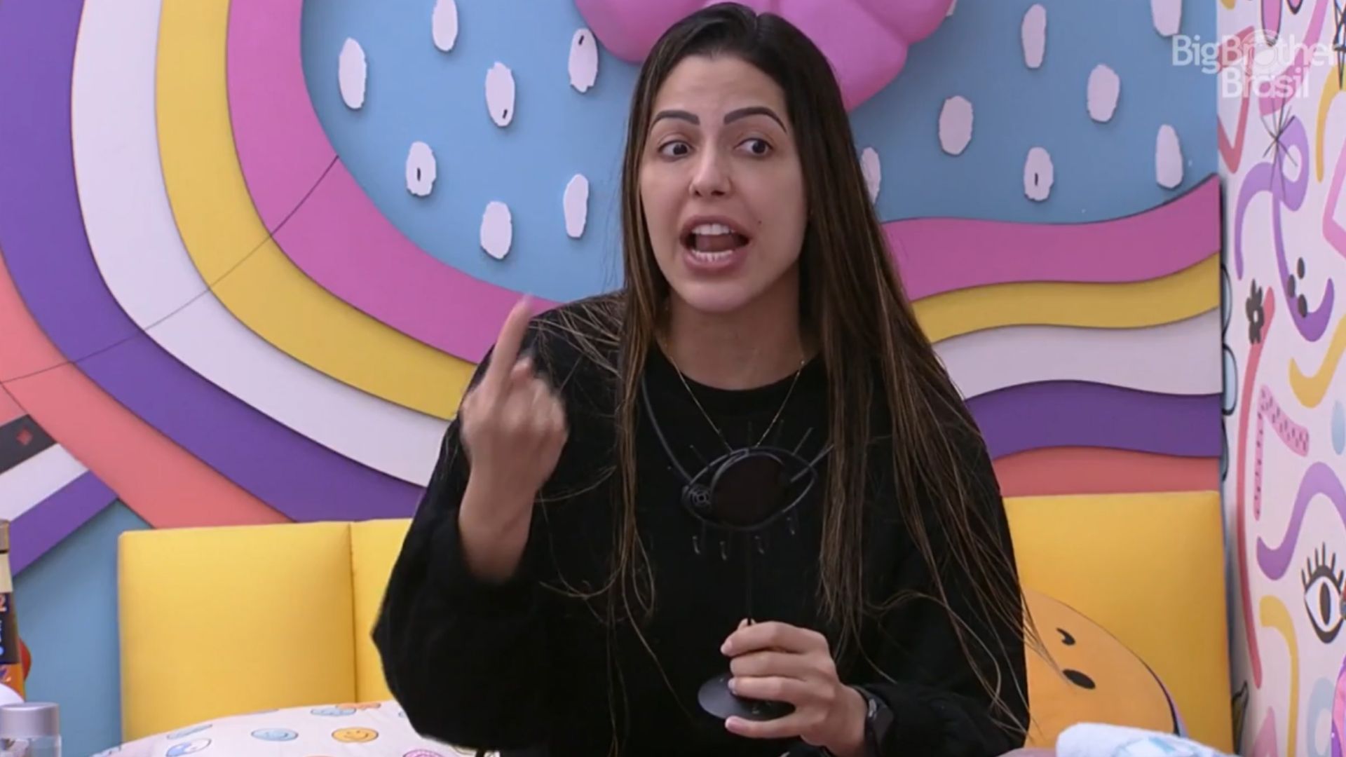 BBB22: Laís bate de frente com brother e defende Rodrigo: “Era um lollipoper”