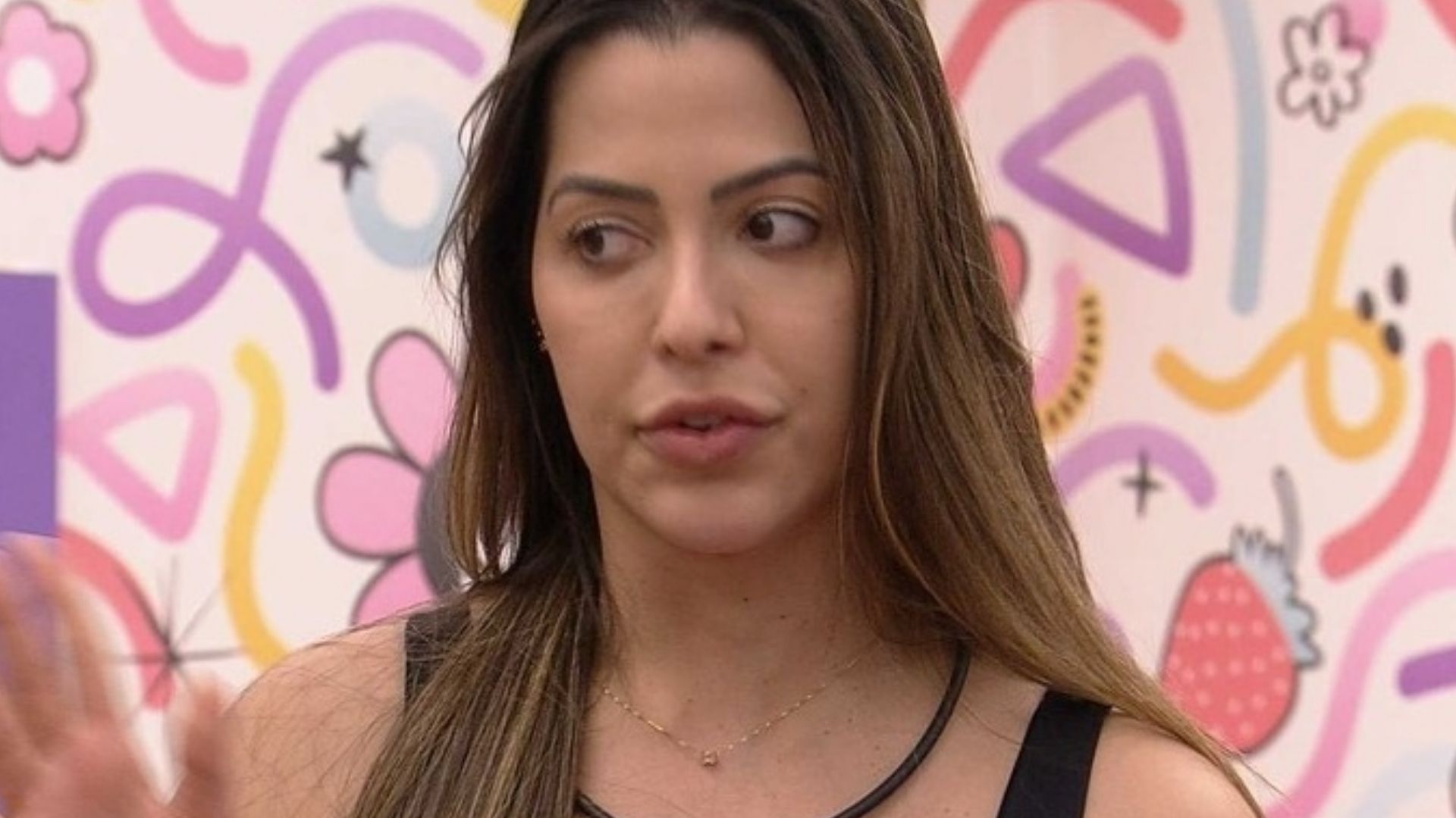 BBB22: Laís invade banheiro e encontra brother fazendo necessidades: “Nem bate”
