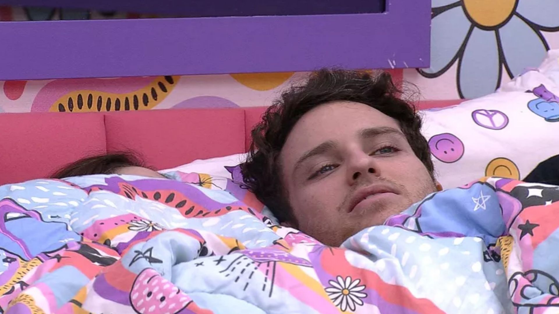 BBB22: Lucas recebe alerta de aliada sobre o reality após desabafo: “Uma planta”