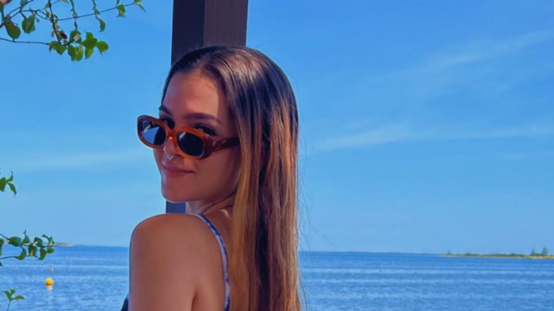 Aos 17 anos, Mel Maia exibe tatuagens durante férias no litoral: “Linda demais”