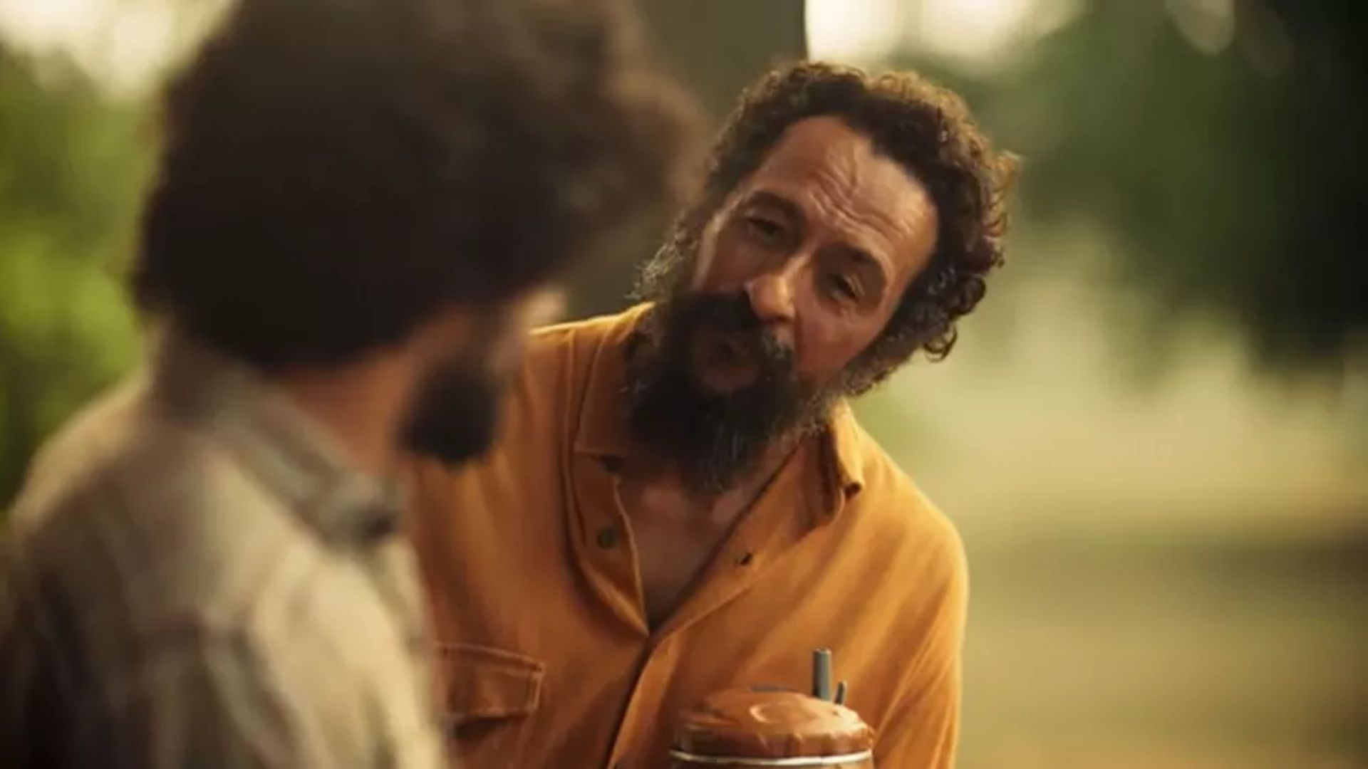 Pantanal: Joventino trilha caminho do encanto e se embrenha na mata: “S’embora!”