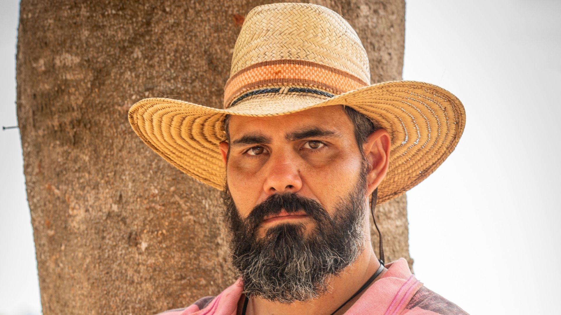 Pantanal: Juliano Cazarré comenta ansiedade para cena de castração: “Curioso”