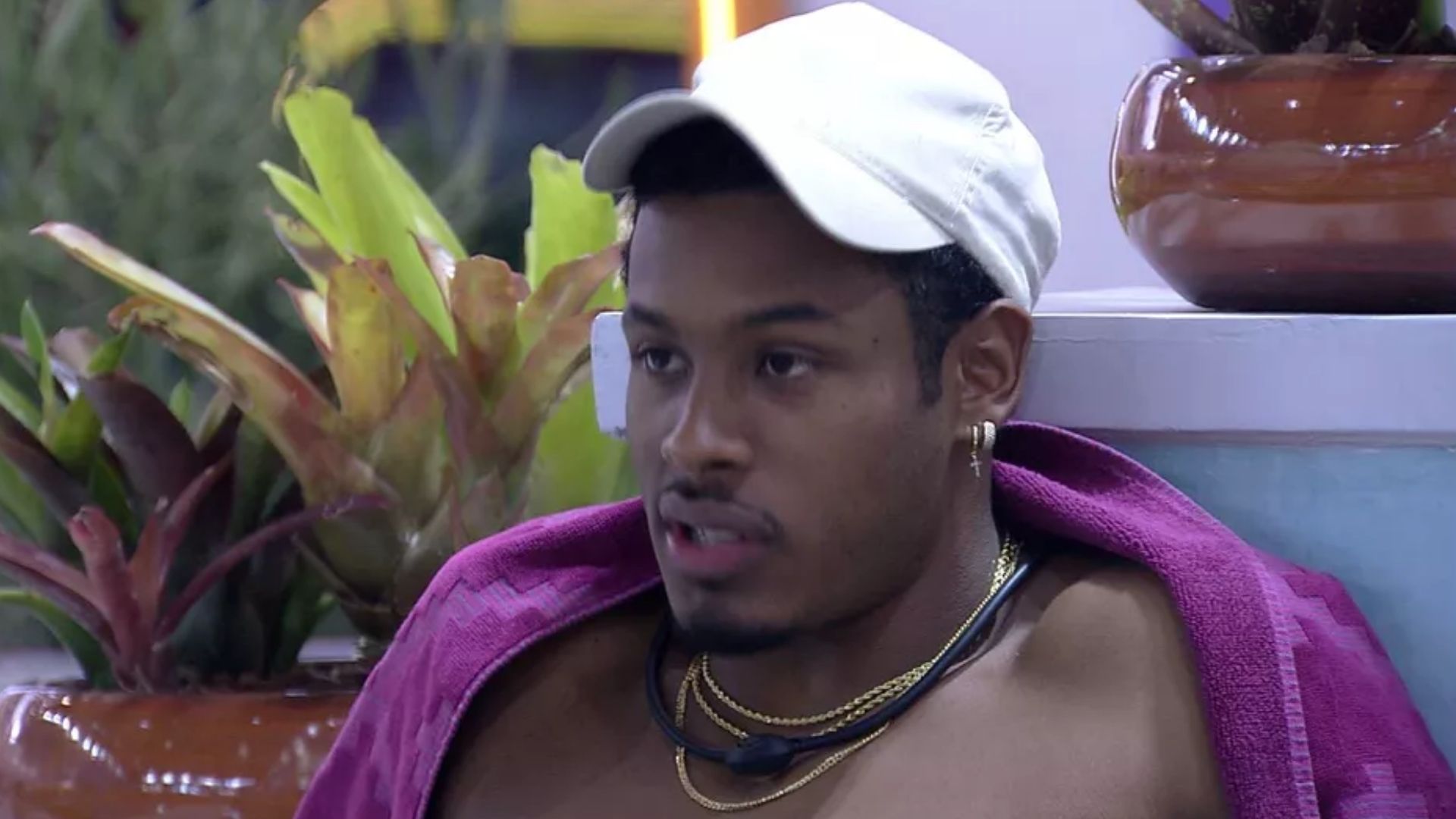 BBB22: Paulo André se abre com brothers e assume medo do paredão: “É desesperador”