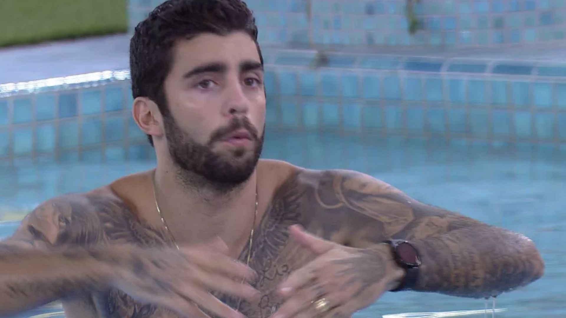BBB22: Pedro Scooby manda a real e rasga sobre esposa: “Não quer um minuto de fama”