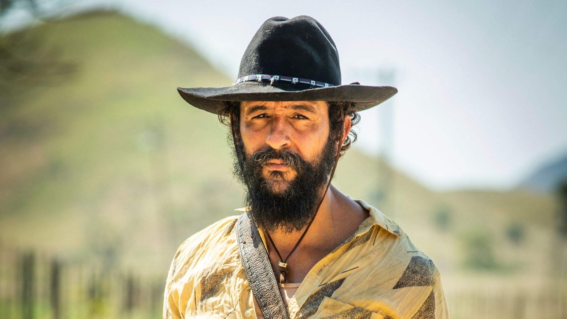Pantanal: Irandhir Santos se encanta com produção de arte da novela: “Absurdo”