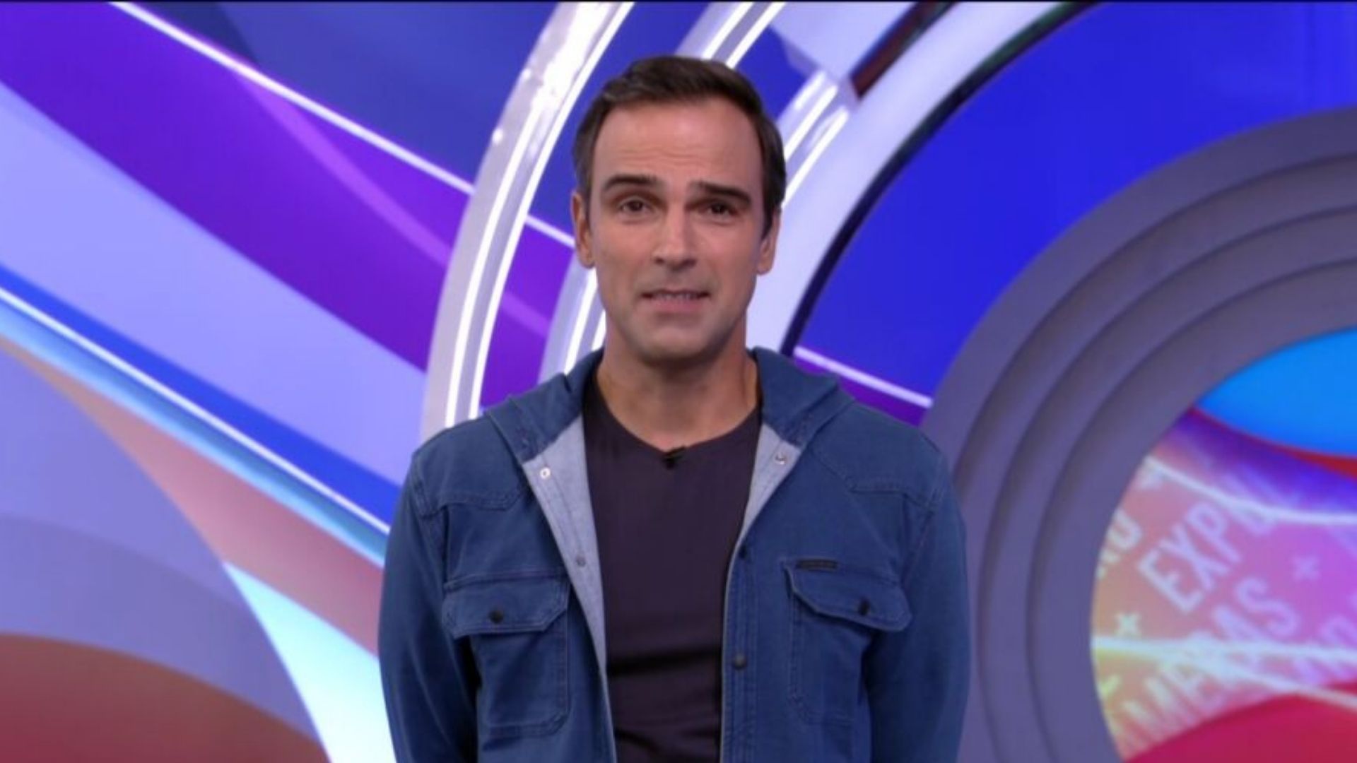 BBB22: Na Prova do Anjo, Tadeu Schmidt engole emoção, surge animado e engana brothers