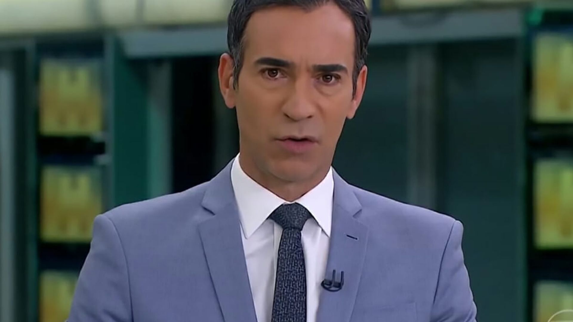 Em jornada dupla, César Tralli pede para deixar telejornal na Globo