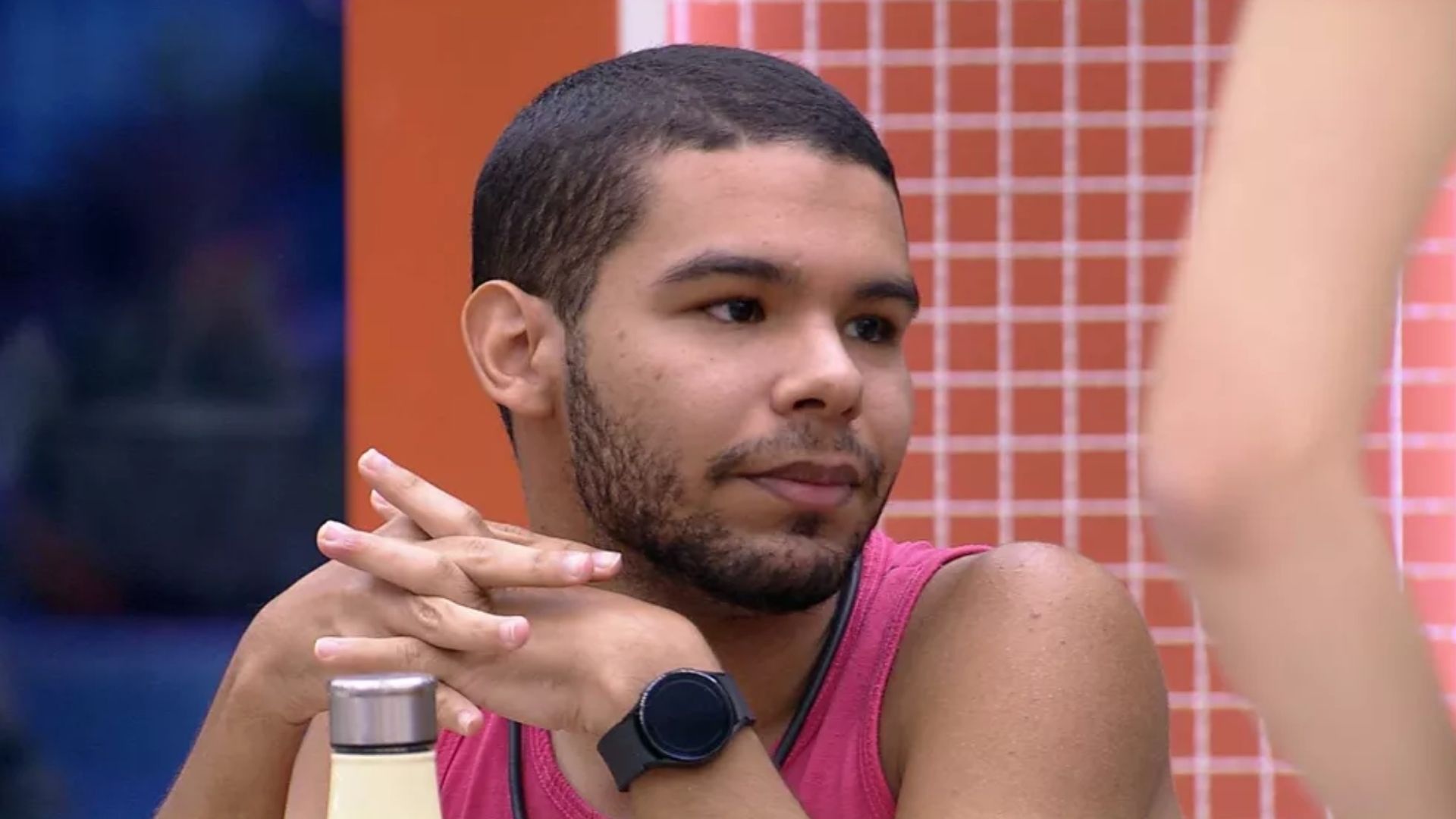 BBB22: Vyni assume medo de paredão e entrega sentimentos a sister: “Me assusta”