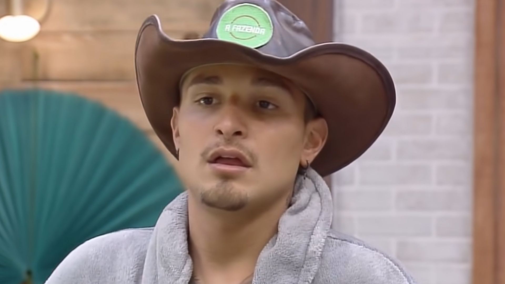 A Fazenda 13: MC Gui se revolta com a produção e compra briga: “Vou discutir feio”