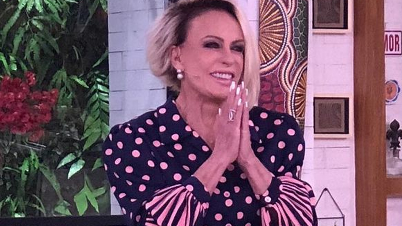 Ana Maria Braga surge em clique raro com a filha mais velha e celebra: “Já são 40 anos”
