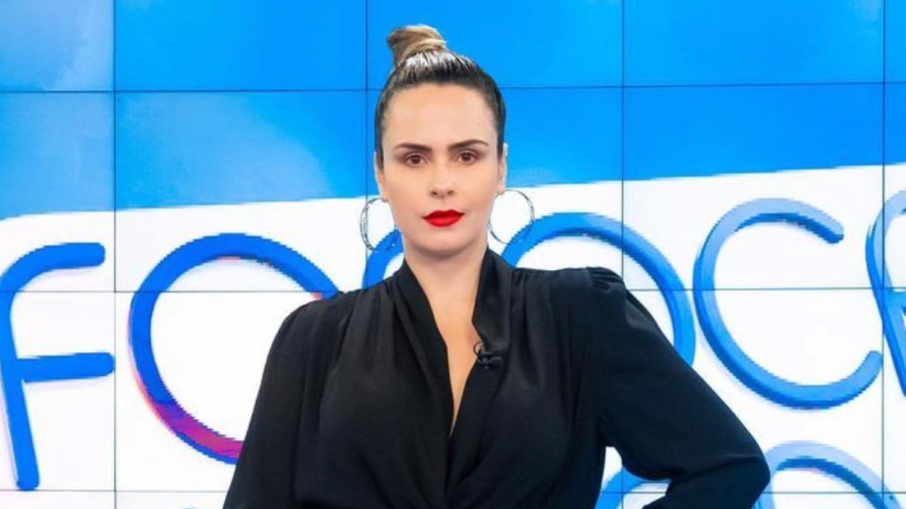 Deu ruim! Ana Paula Renault é demitida após protagonizar barraco nos bastidores do SBT