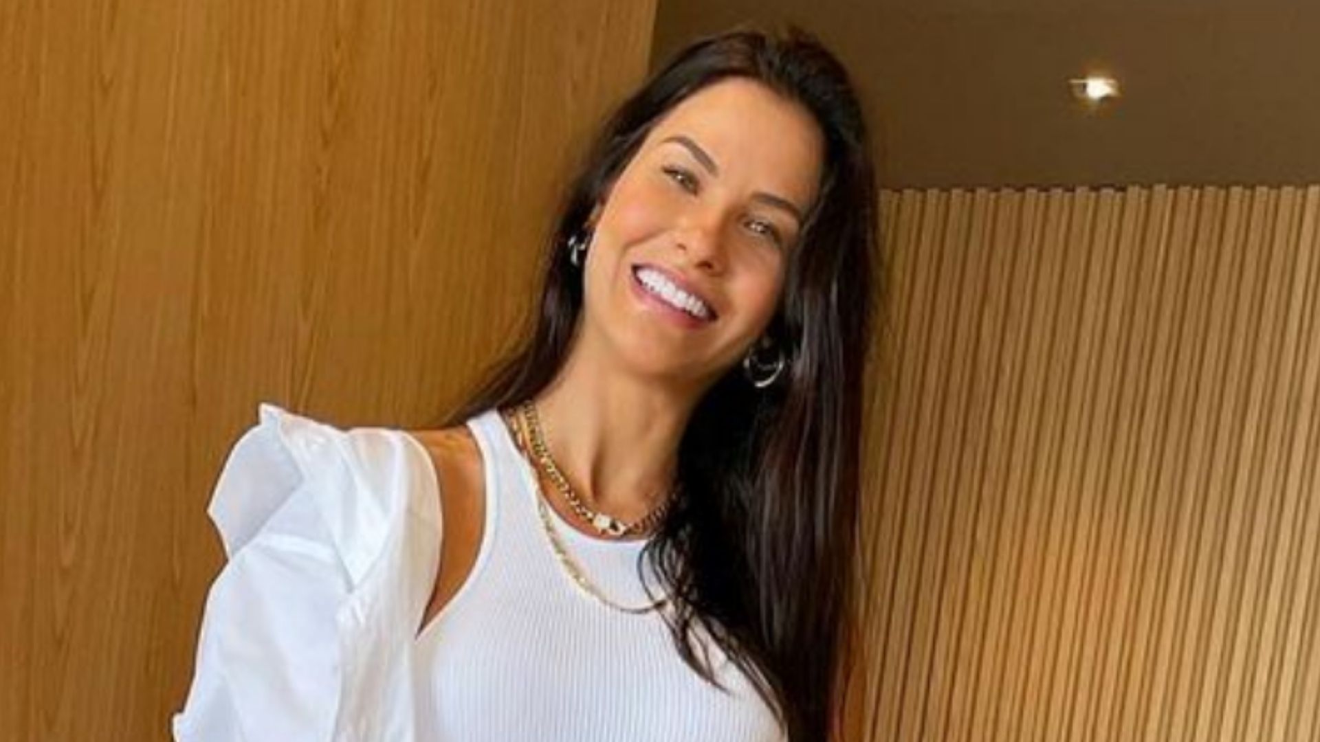 Andressa Suita reúne os filhos em cliques e poses roubam a cena: “A interação deles”