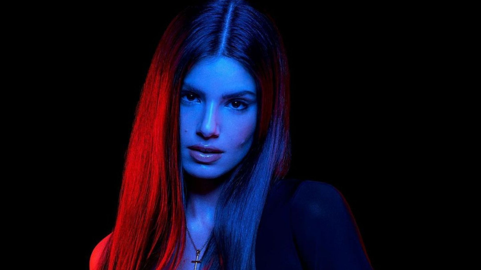 Em nota, Camila Queiroz diz que sofre retaliação após trocar a Globo por concorrente; veja