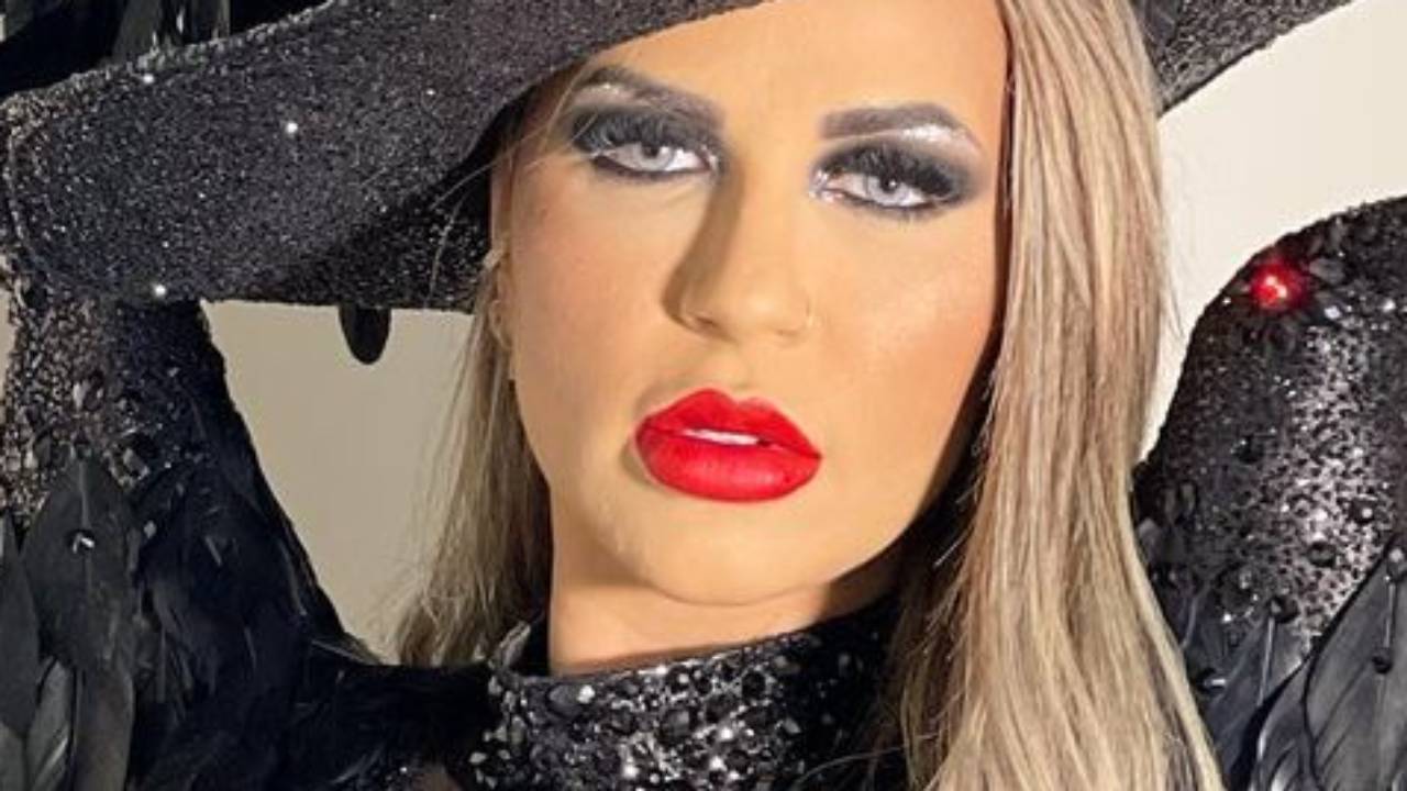 Dama das Trevas: Deolane Bezerra desembolsa R$ 50 mil em fantasia de luxo para o Halloween