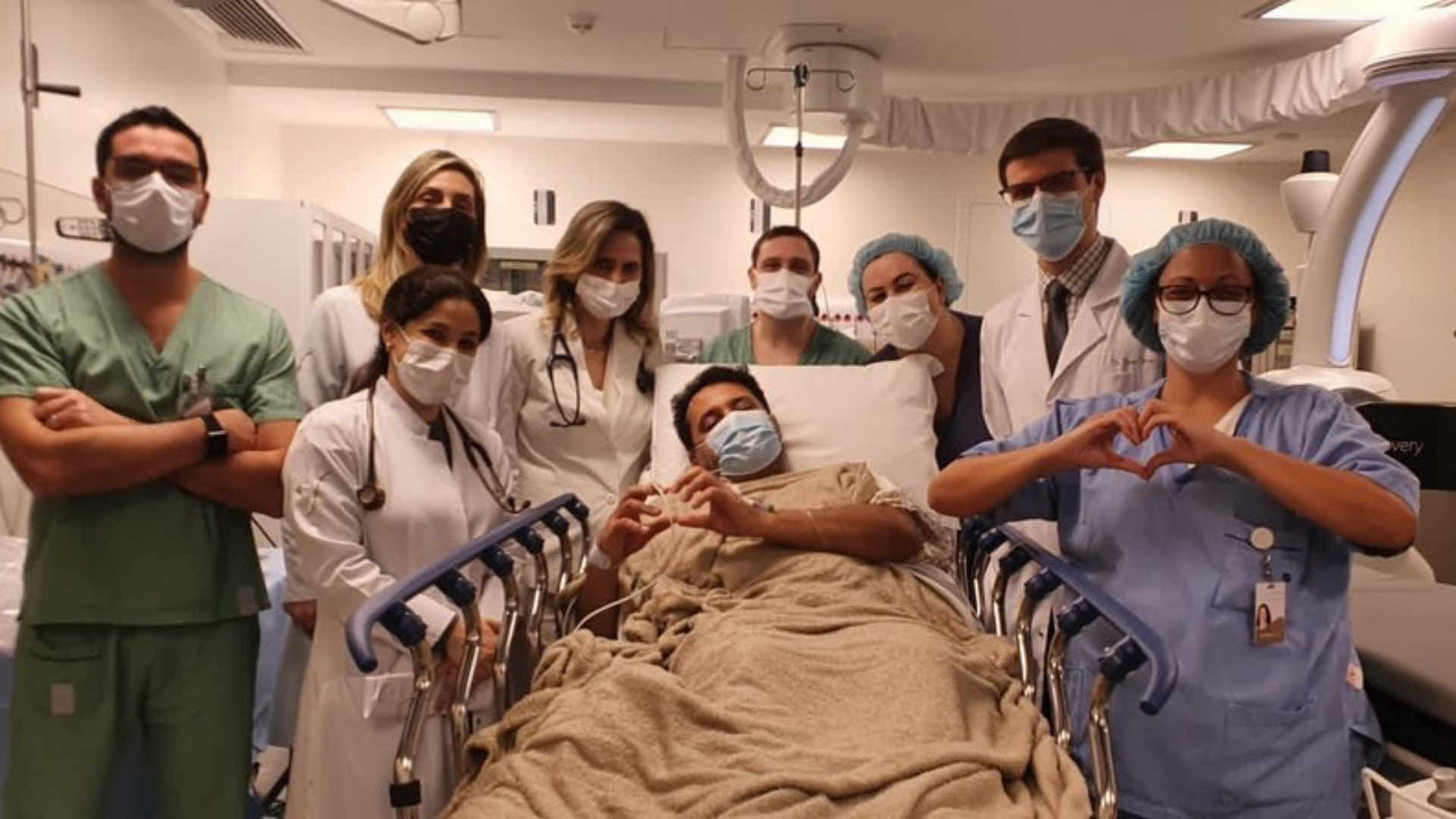 Após dor no peito, Geraldo Luís é hospitalizado e passa por cateterismo: “Susto”