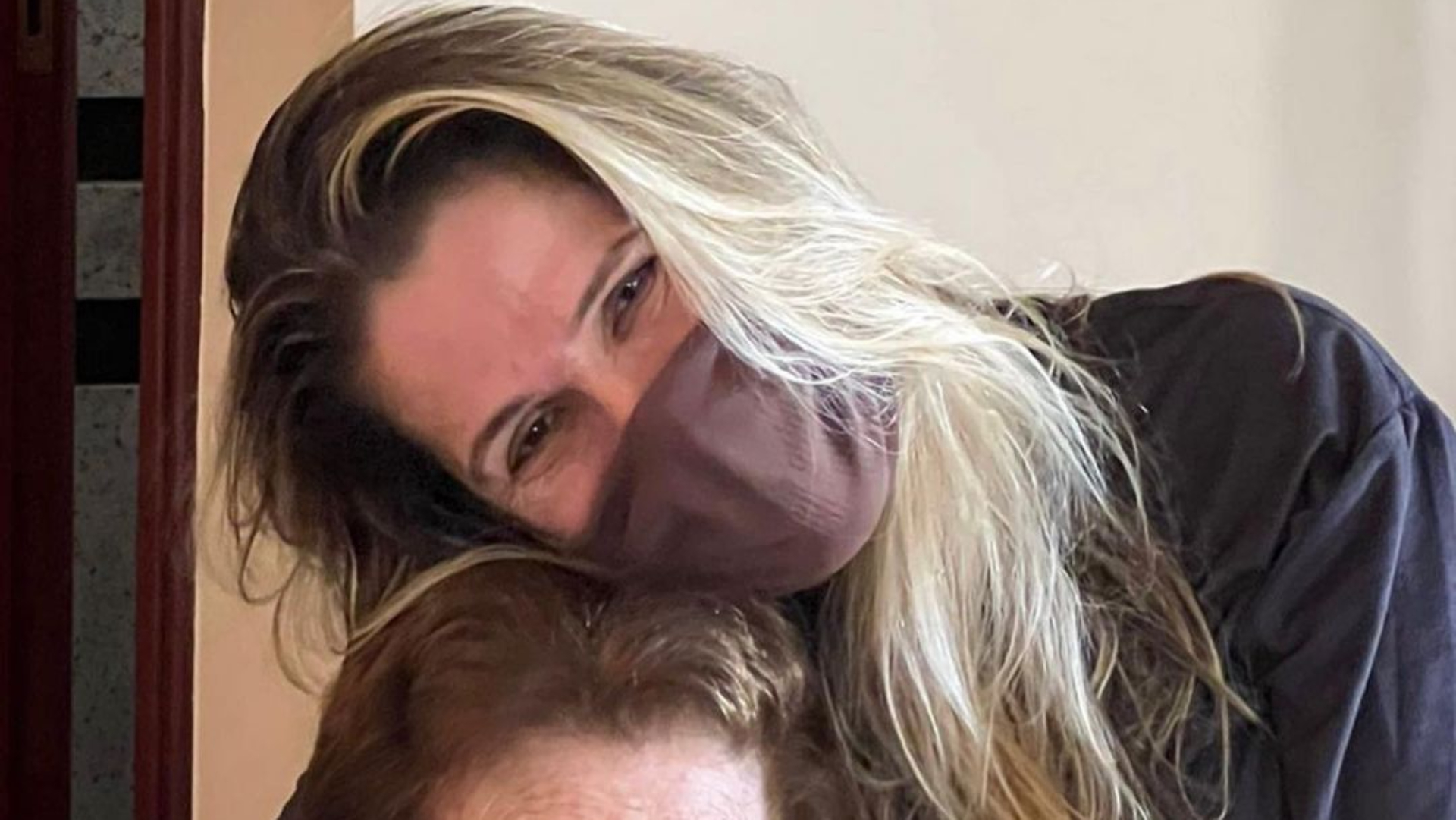 Ingrid Guimarães reencontra avó e celebra 99 anos da matriarca: “Um privilégio”