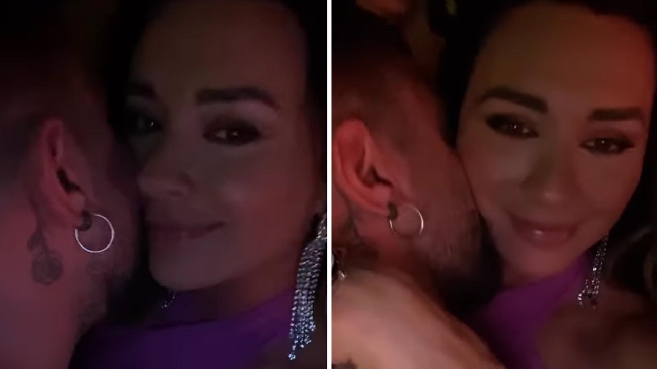Juju Salimeni curte noitada com o novo namorado e troca beijos quentes: “Meu”