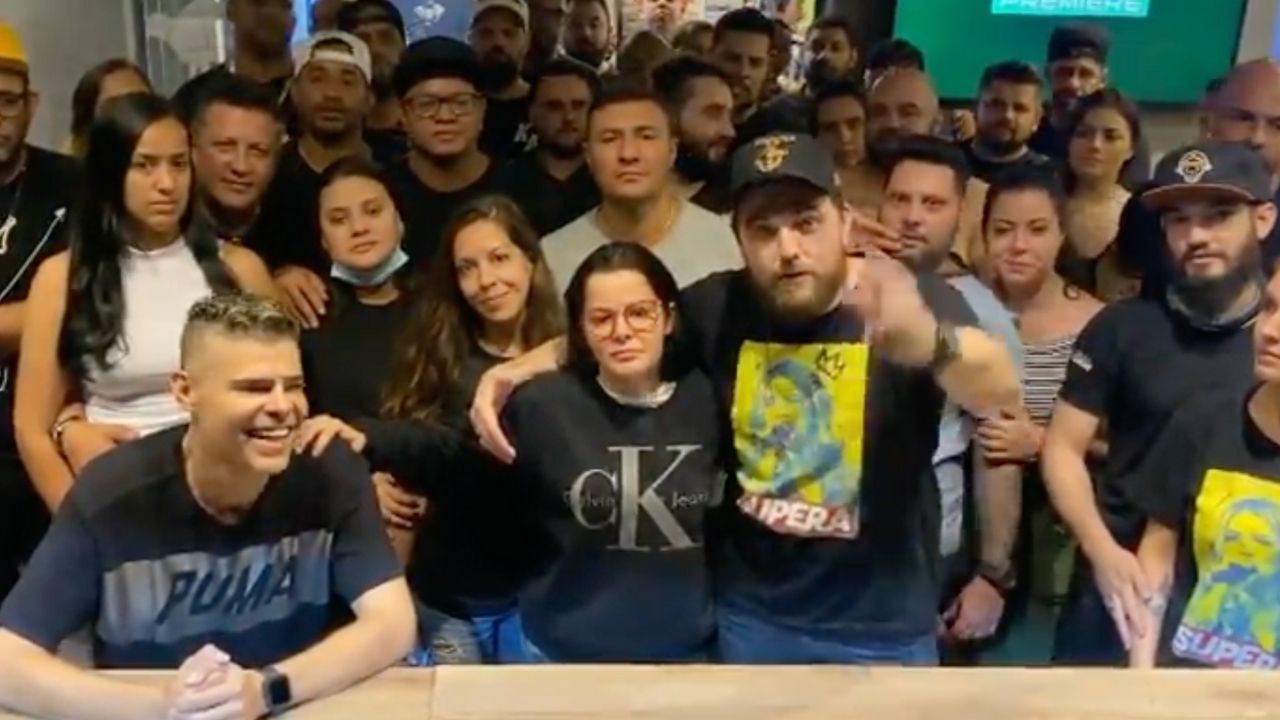 Maraísa encontra espaço na dor e homenageia produtor que também morreu: “Tomando uma”