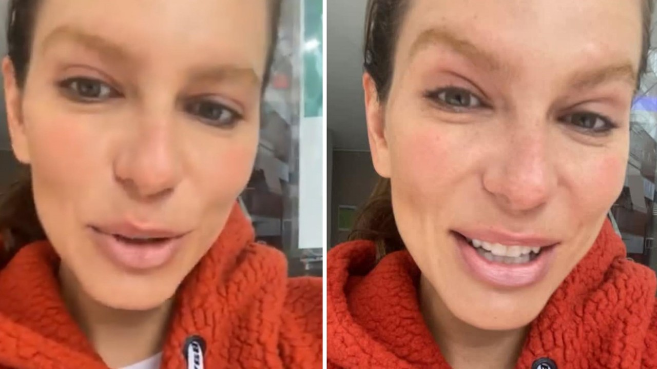 Mariana Goldfarb descolore sobrancelha e diz que ninguém a reconhece: “Todo mundo me estranhando”