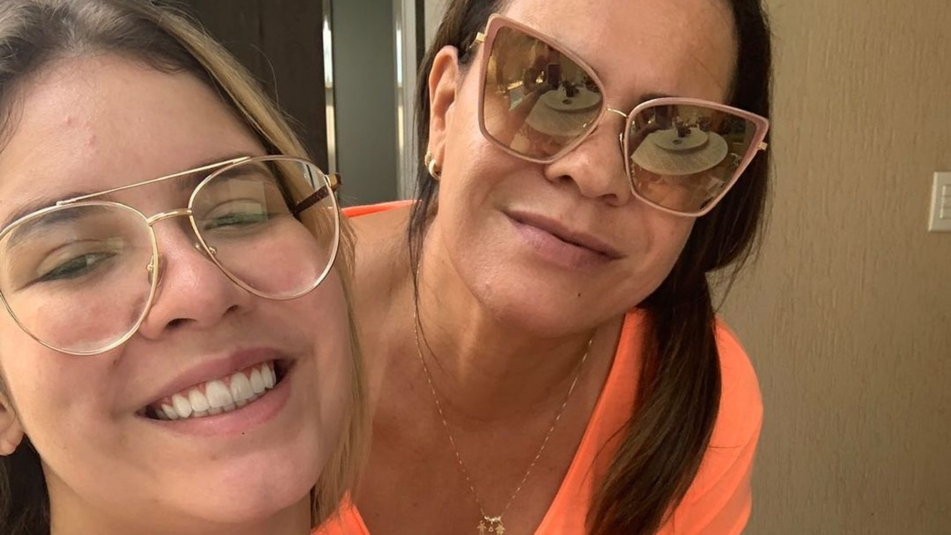 Mãe de Marília Mendonça comove com reflexão após perder a filha: “Não culpe Deus”