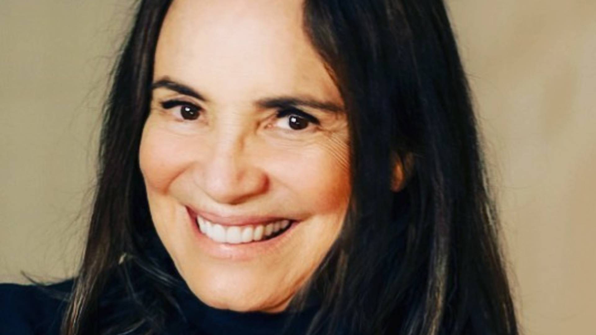Regina Duarte ignora racismo, pede Dia da Consciência Branca e web reage: “Sem noção”
