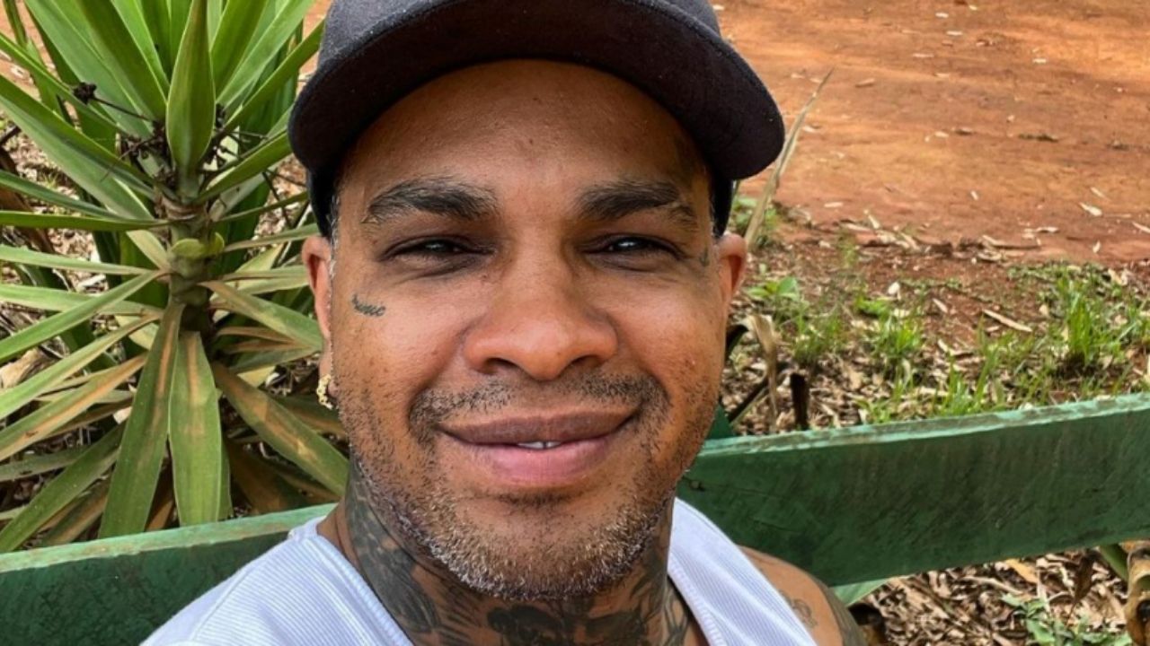 Rodriguinho assume novo namoro dez meses após o fim do casamento: “Se não fosse tu…”