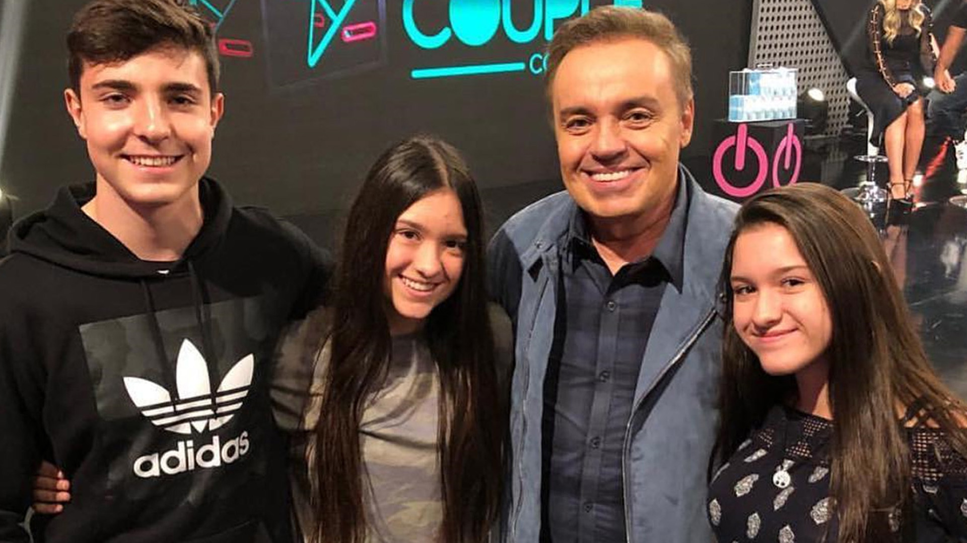 Filha de Gugu Liberato dá trégua em briga com irmão e declara: “Te amo”