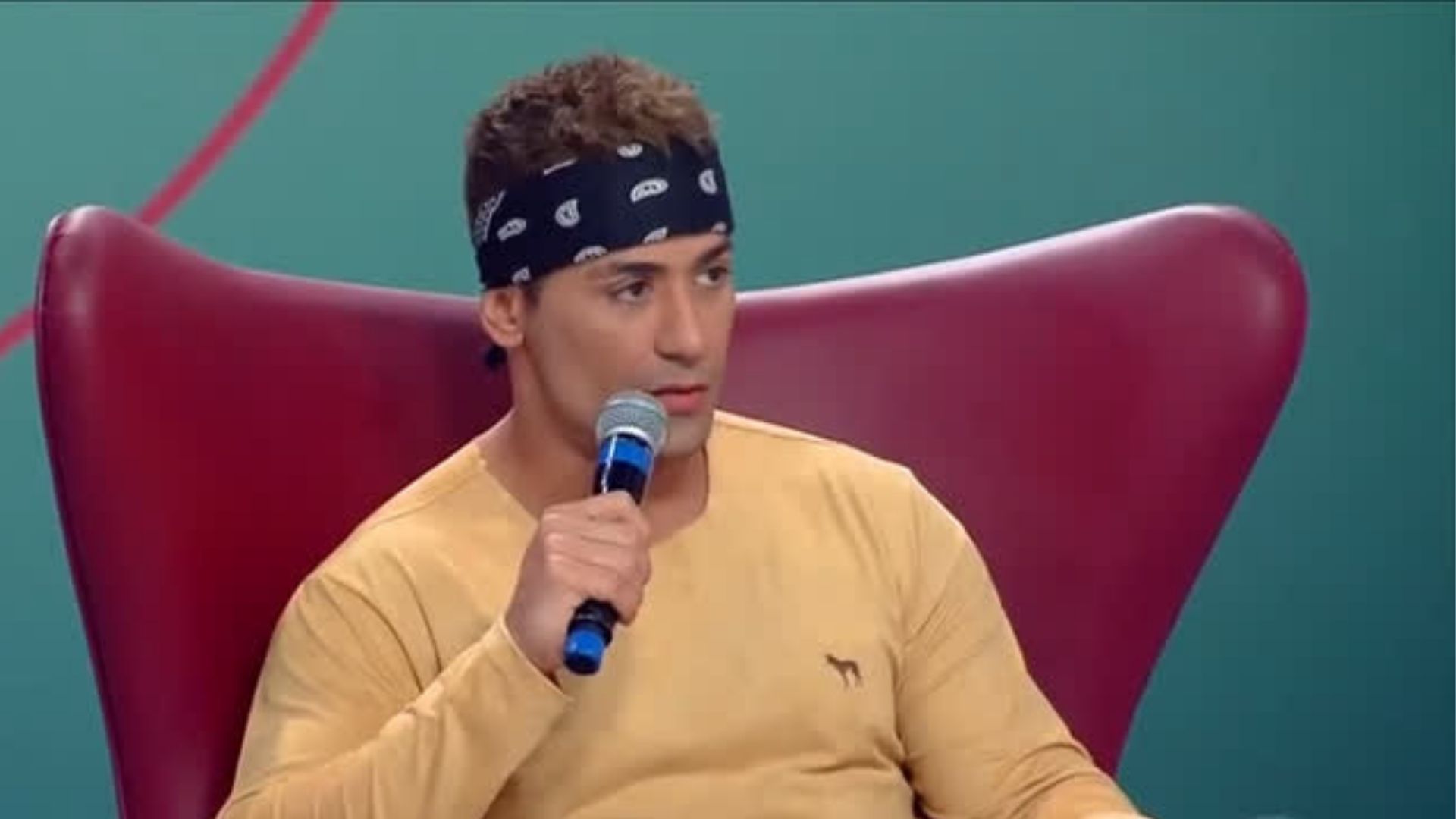 Tiago Piquilo conta que pênis não aumento um centímetro sequer: “Harmonização”